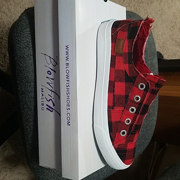 buffalo plaid blowfish